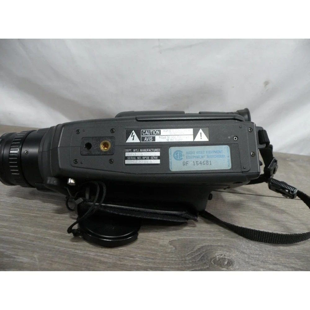 Magnavox CVR600AV01 Easy Cam Vhs-c Camcorder Black Flying Erase Head For Parts